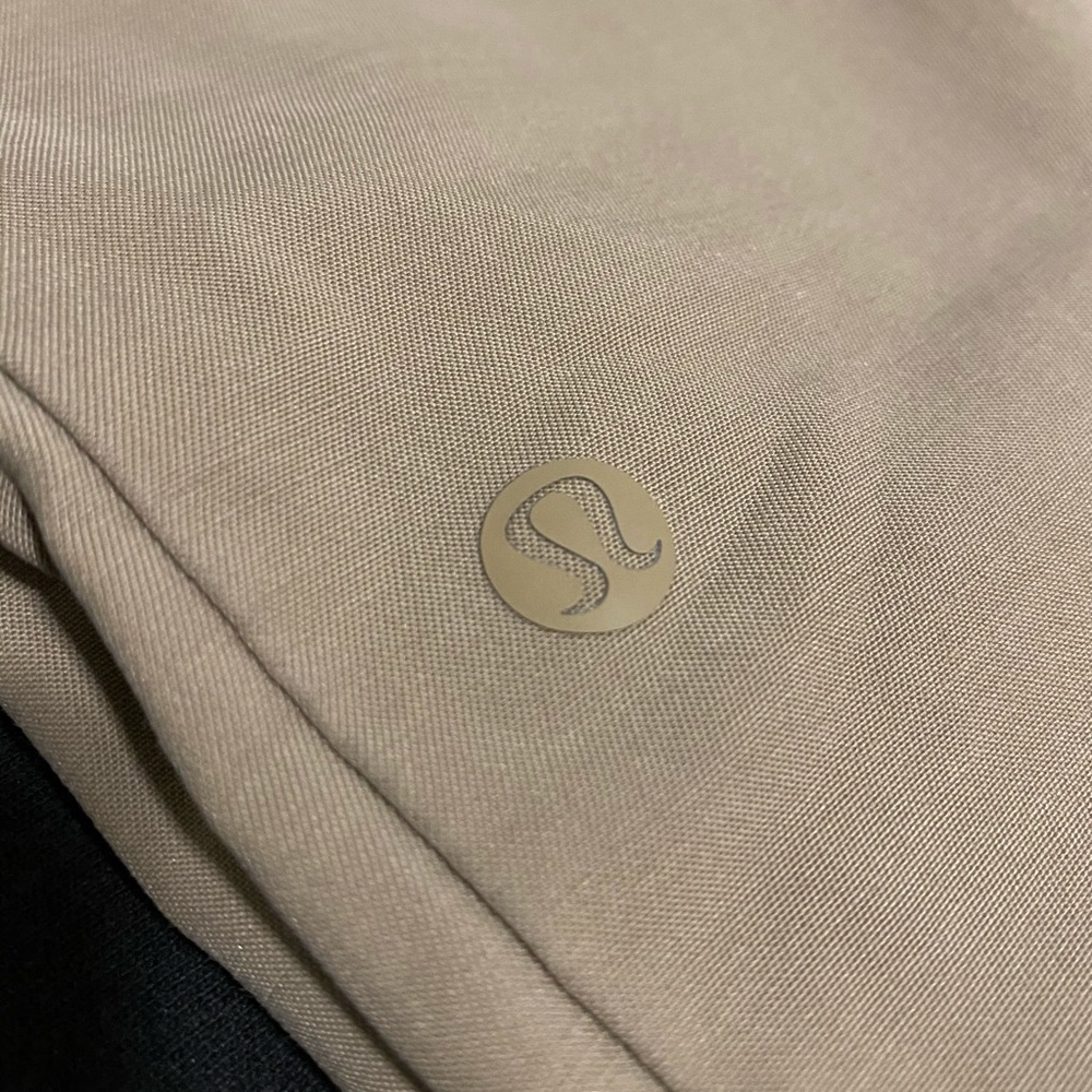 Men’s ABC lululemon slim fit pants